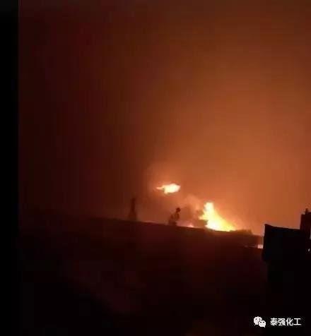 重特大事故高发期，防火防爆不容忽视！泰强化工消防安全事故综合演练。(图4)